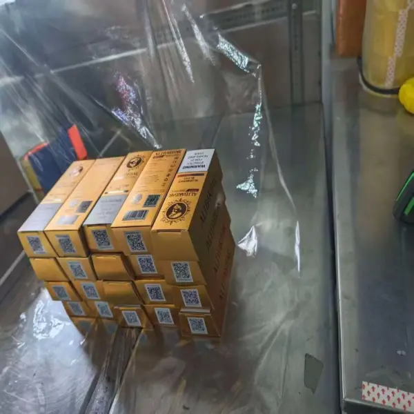 ALIBARBAR INGOT Strawnana 9000 Puffs 2
